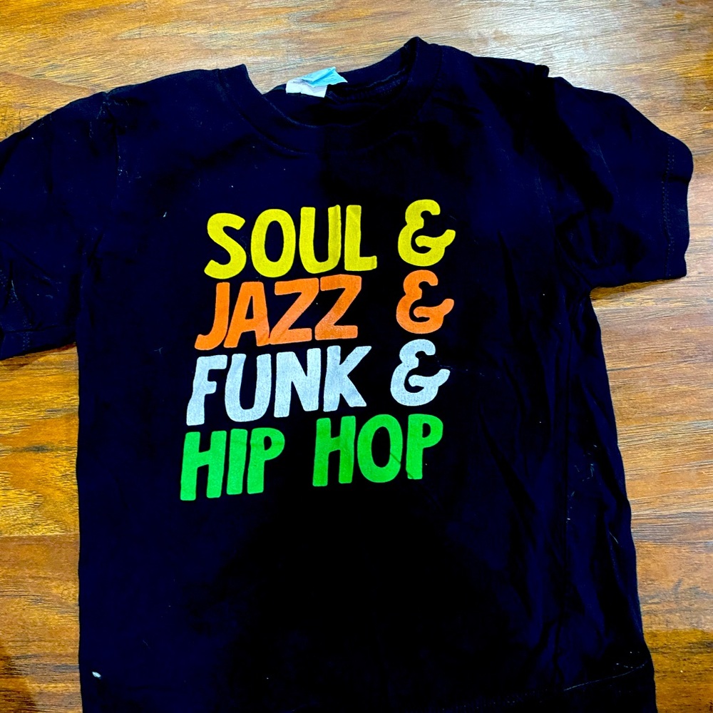 Used kids shirt